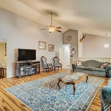 Pet Friendly 4Bdrm Mtn Retreat Family Gathering